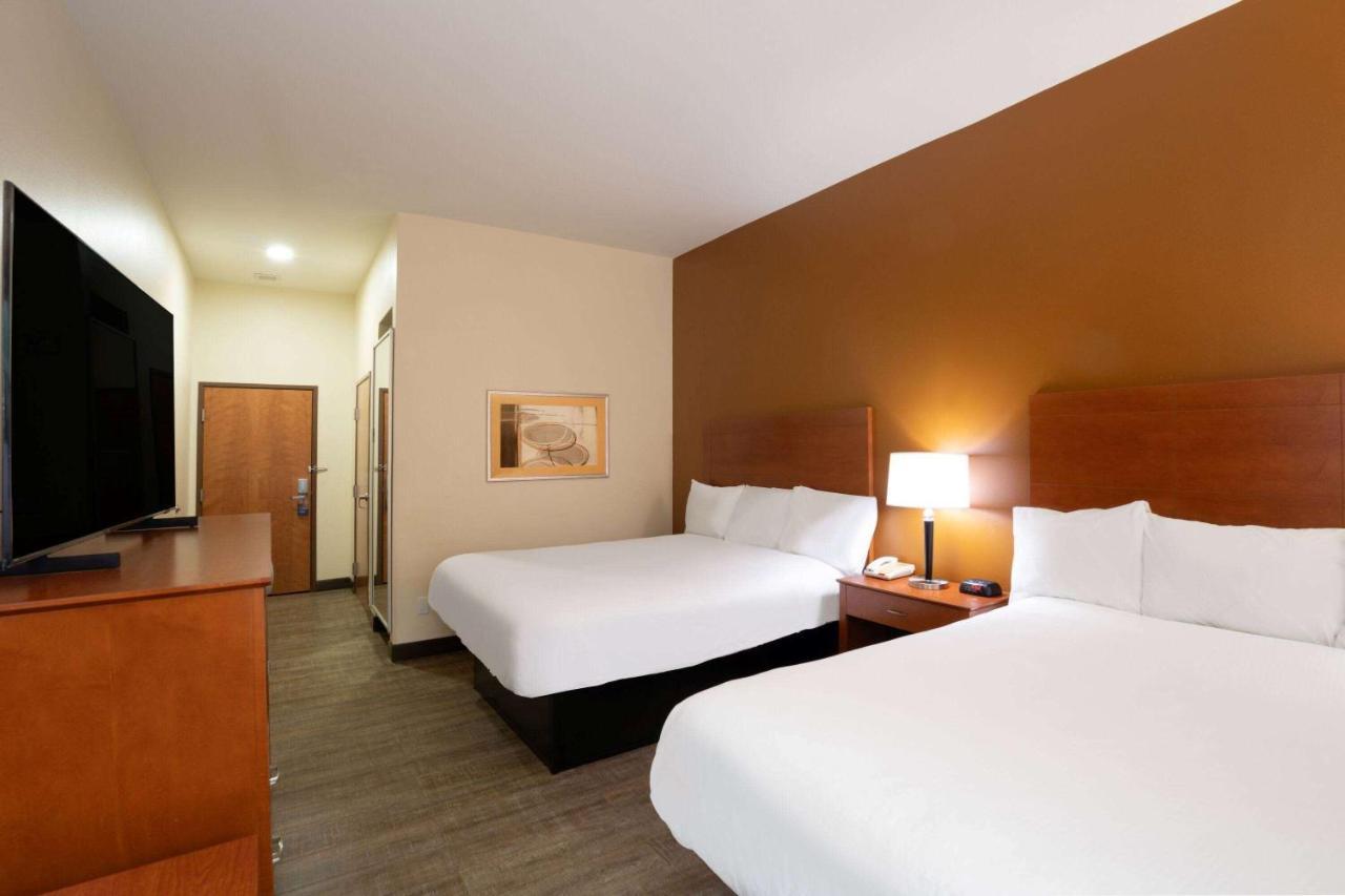 Baymont By Wyndham Savannah South Georgetown Esterno foto