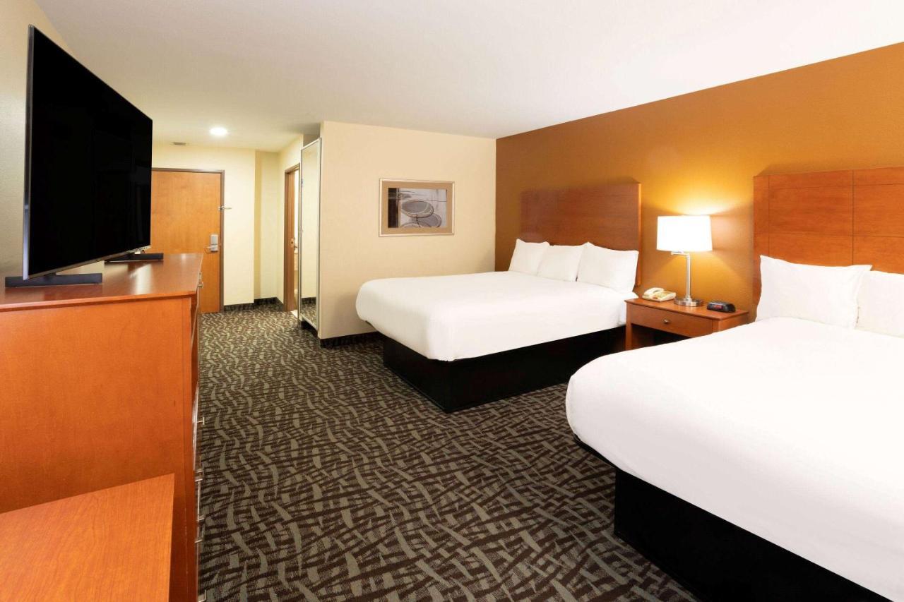 Baymont By Wyndham Savannah South Georgetown Esterno foto